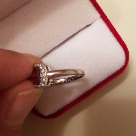 💟Nib Garnet 925 Stamped Ring Size 7 - Picture 3 of 6